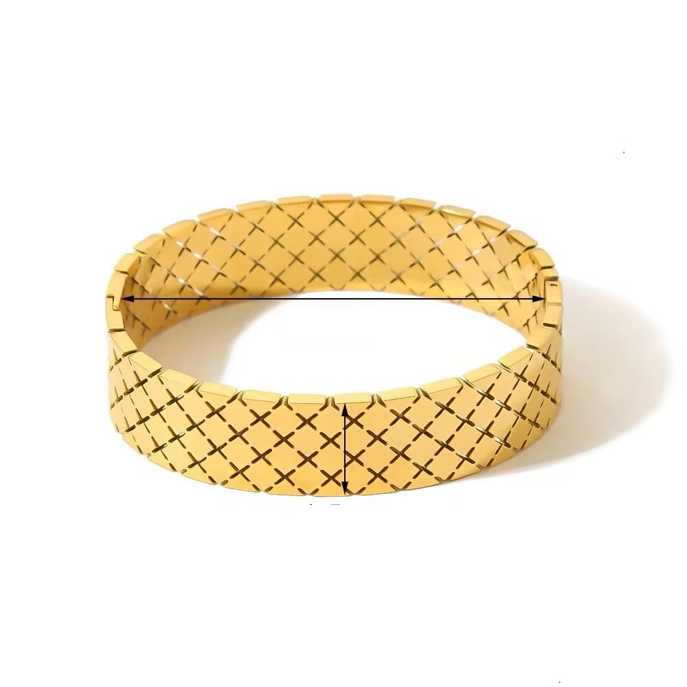 Vintage Honeycomb Diamond Bracelet – Retro Stainless Steel Bangle | Mazia Fashion