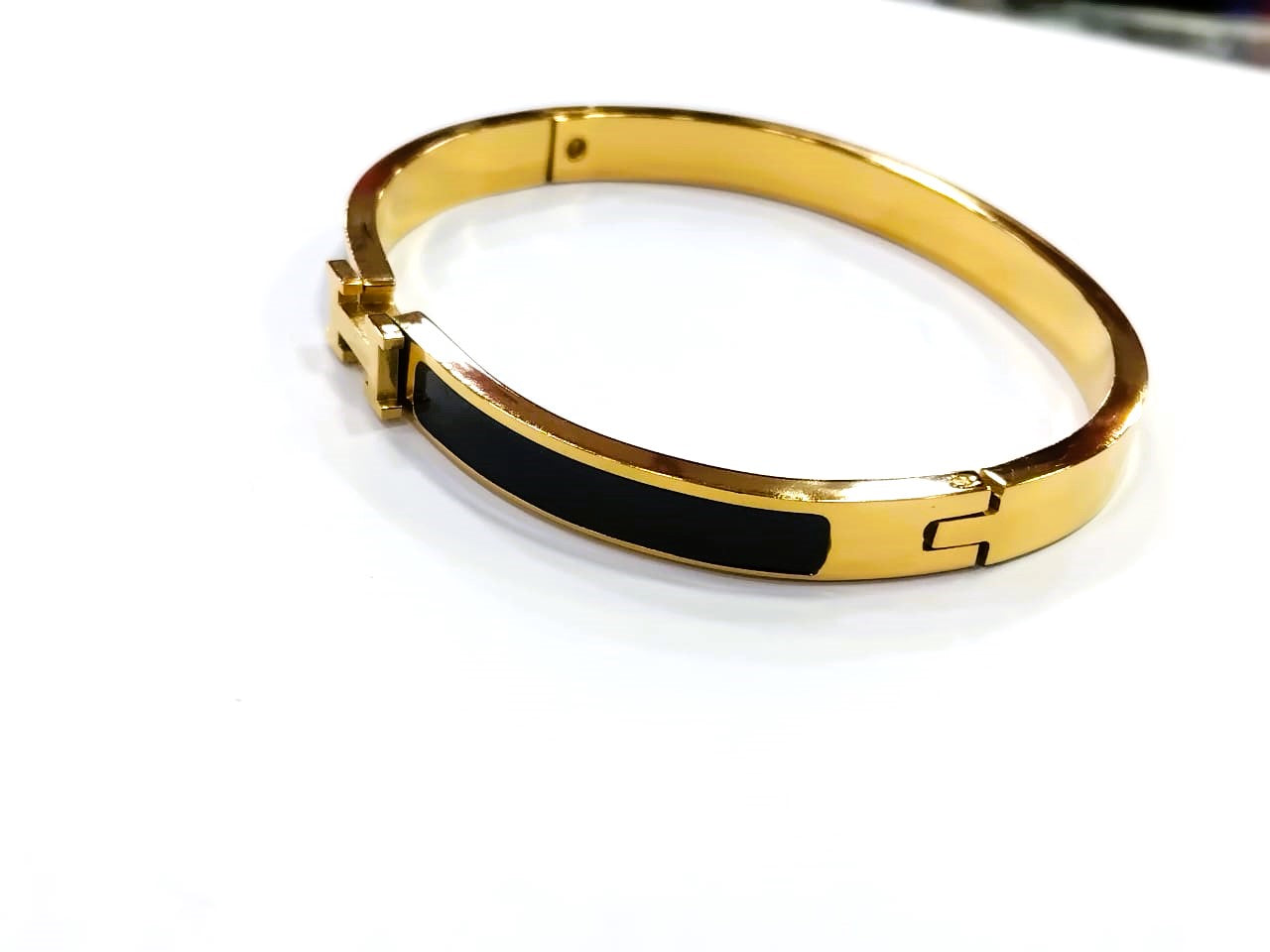 Luxury H Bracelet for Women – Stainless Steel & Natural Shell | Mazia Fashion