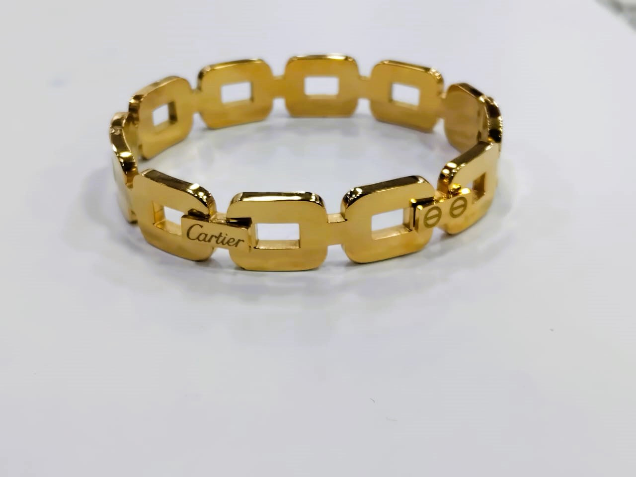 Trendy Golden Bangle – Stainless Steel Bracelet