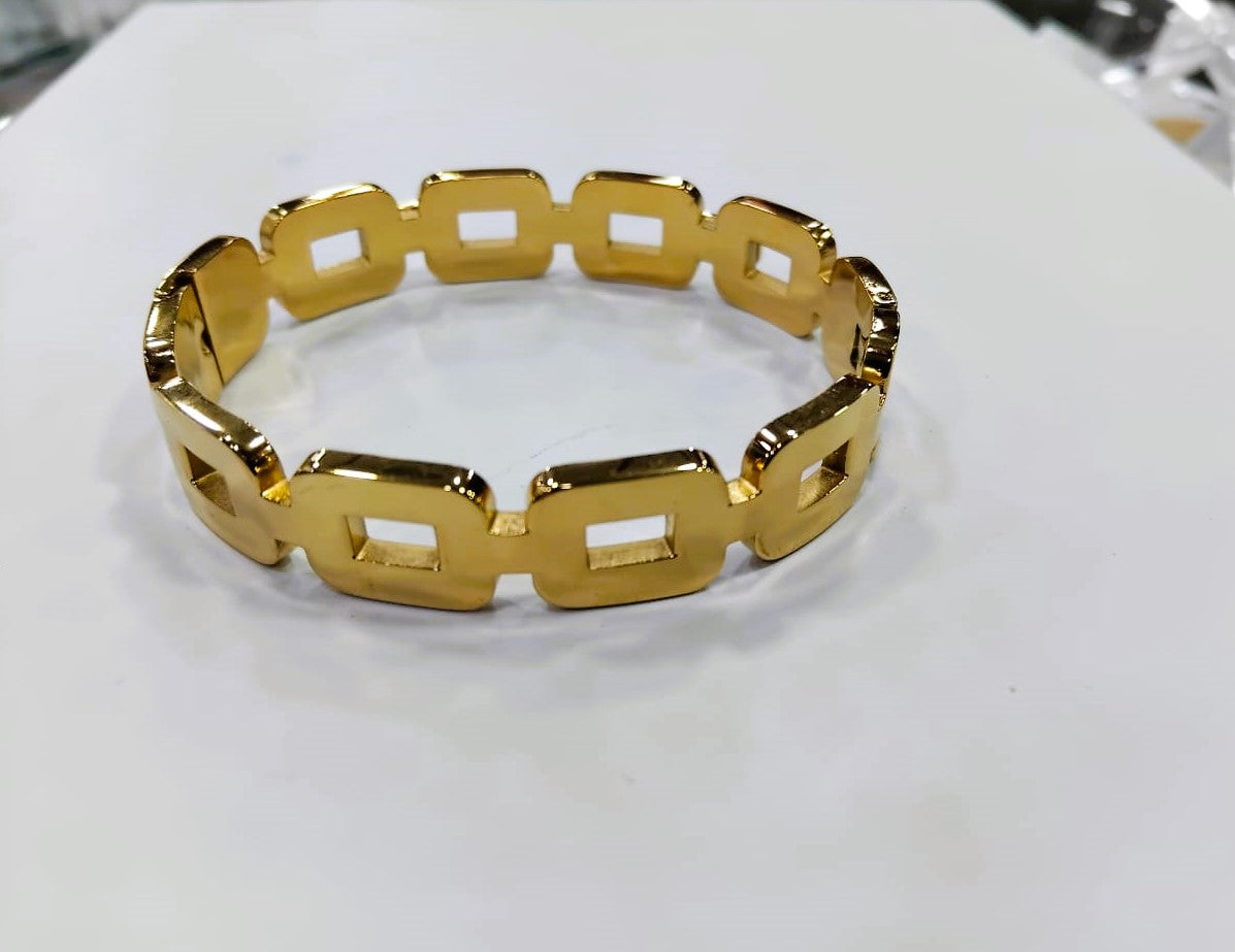 Trendy Golden Bangle – Stainless Steel Bracelet