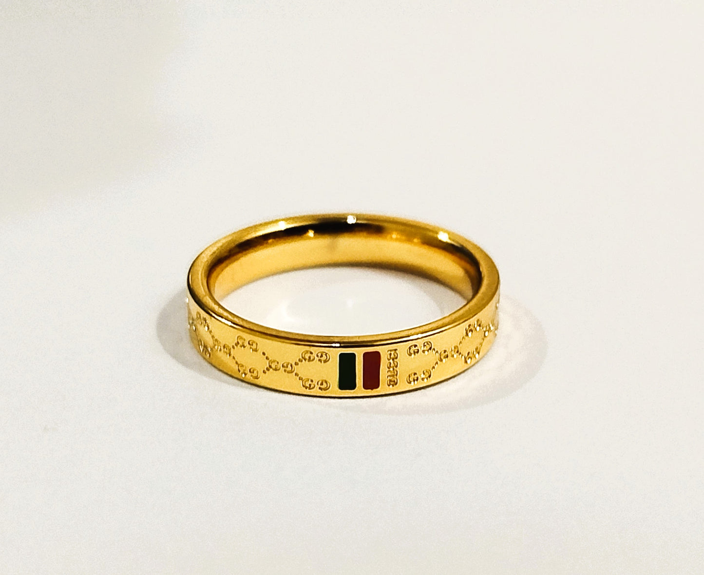Elegant Golden Stainless Steel Ring for Girls – Mazia Fashion