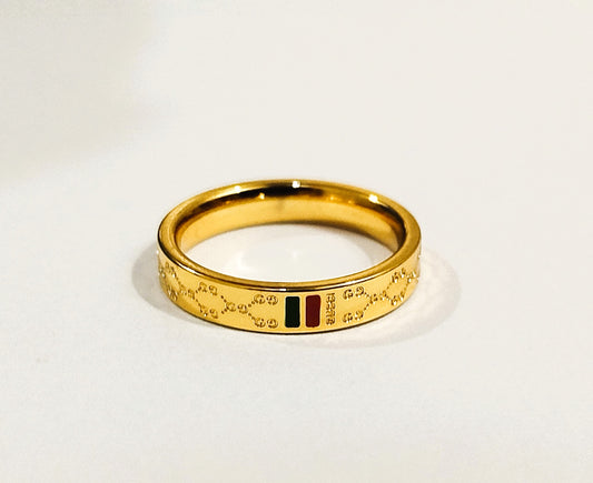 Elegant Golden Stainless Steel Ring for Girls – Mazia Fashion