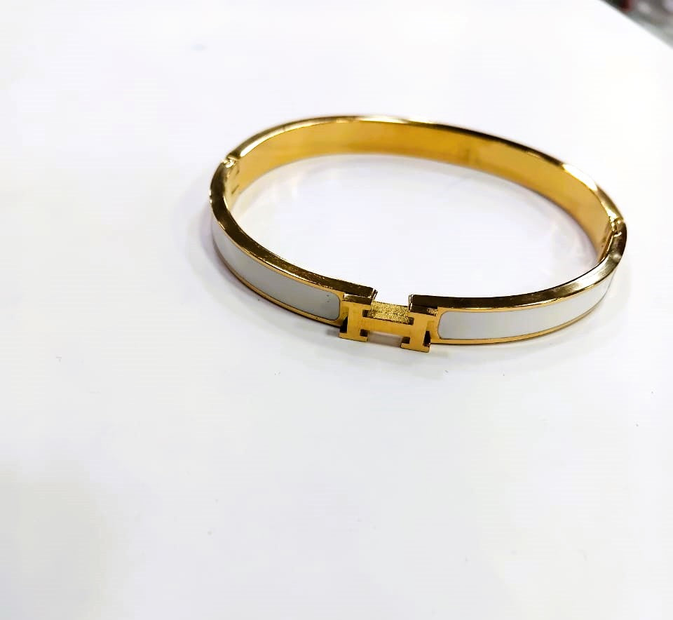Luxury H Bracelet for Women – Stainless Steel & Natural Shell | Mazia Fashion