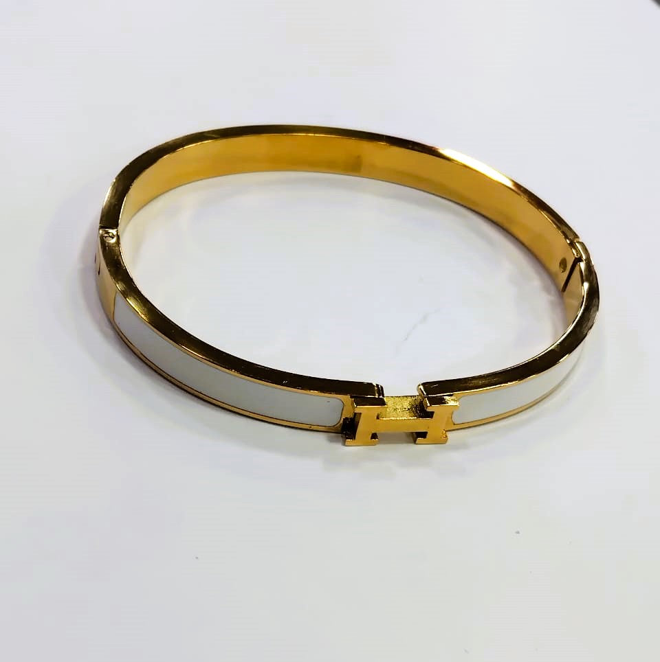 Luxury H Bracelet for Women – Stainless Steel & Natural Shell | Mazia Fashion