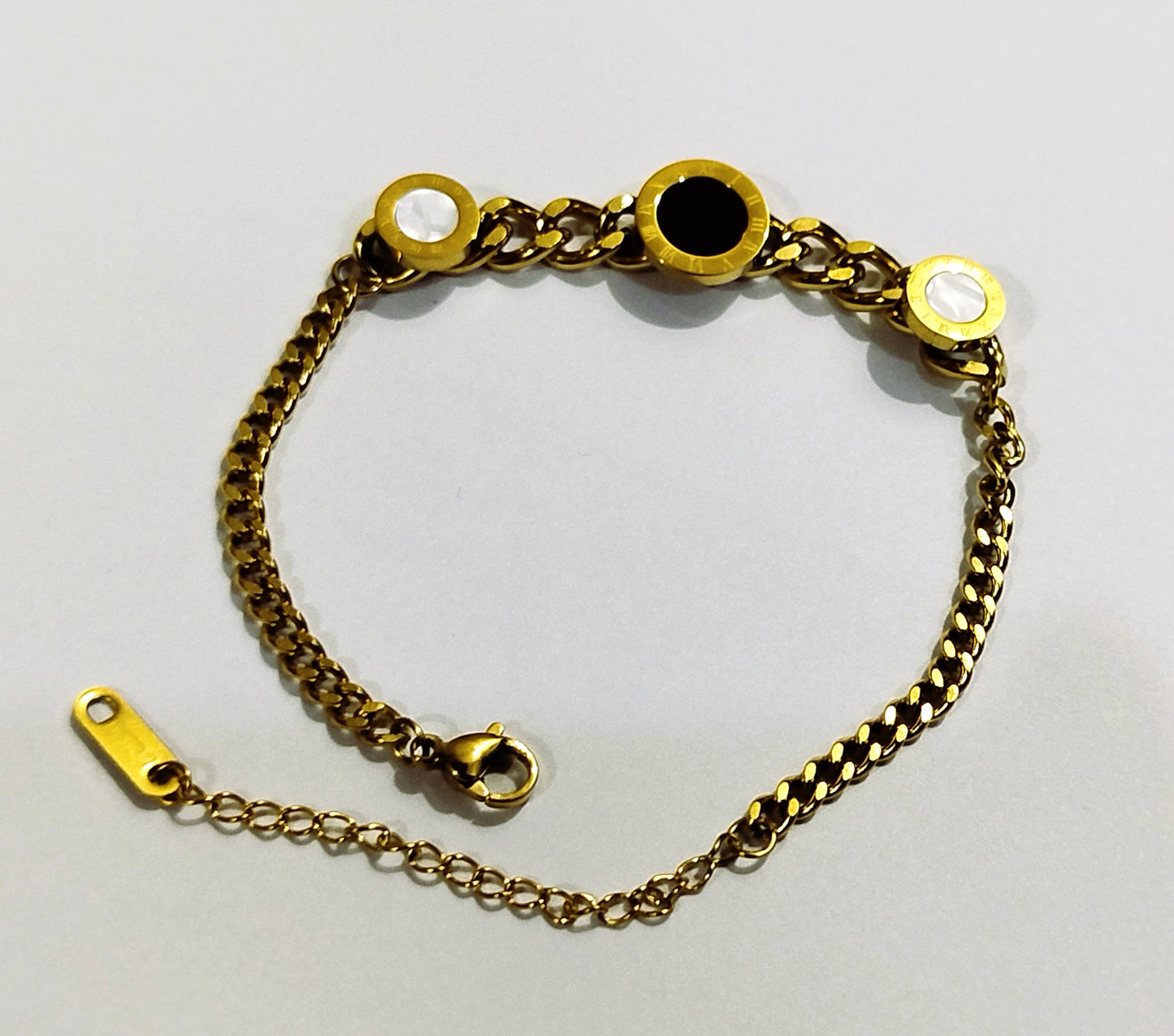 Roman Numeral Chain Bracelet - Golden Stainless Steel | Stylish & Durable | Mazia Fashion