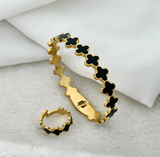 Elegant Multi Clover Bangle with Ring - Stainless Steel | Mazia Fashion