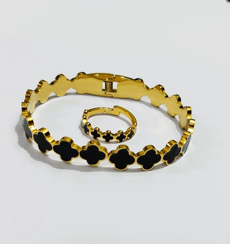 Elegant Multi Clover Bangle with Ring - Stainless Steel | Mazia Fashion