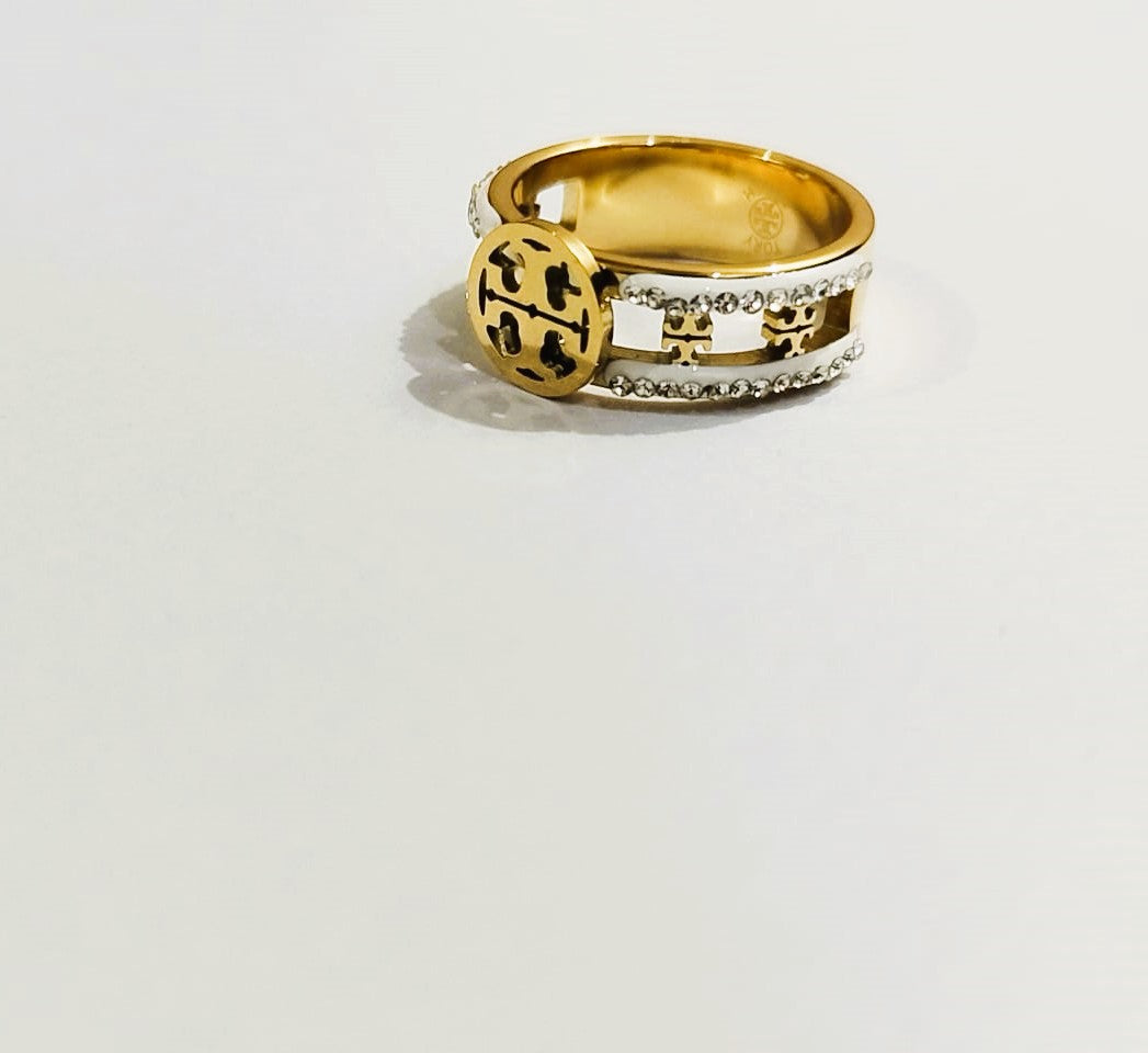 Golden Ring with Stylish Rinshin Diamonds – Elegant Fashion Ring for Girls | Mazia Fashion