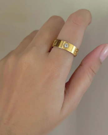 Golden Stainless Steel Ring with Crystal Stones | Mazia