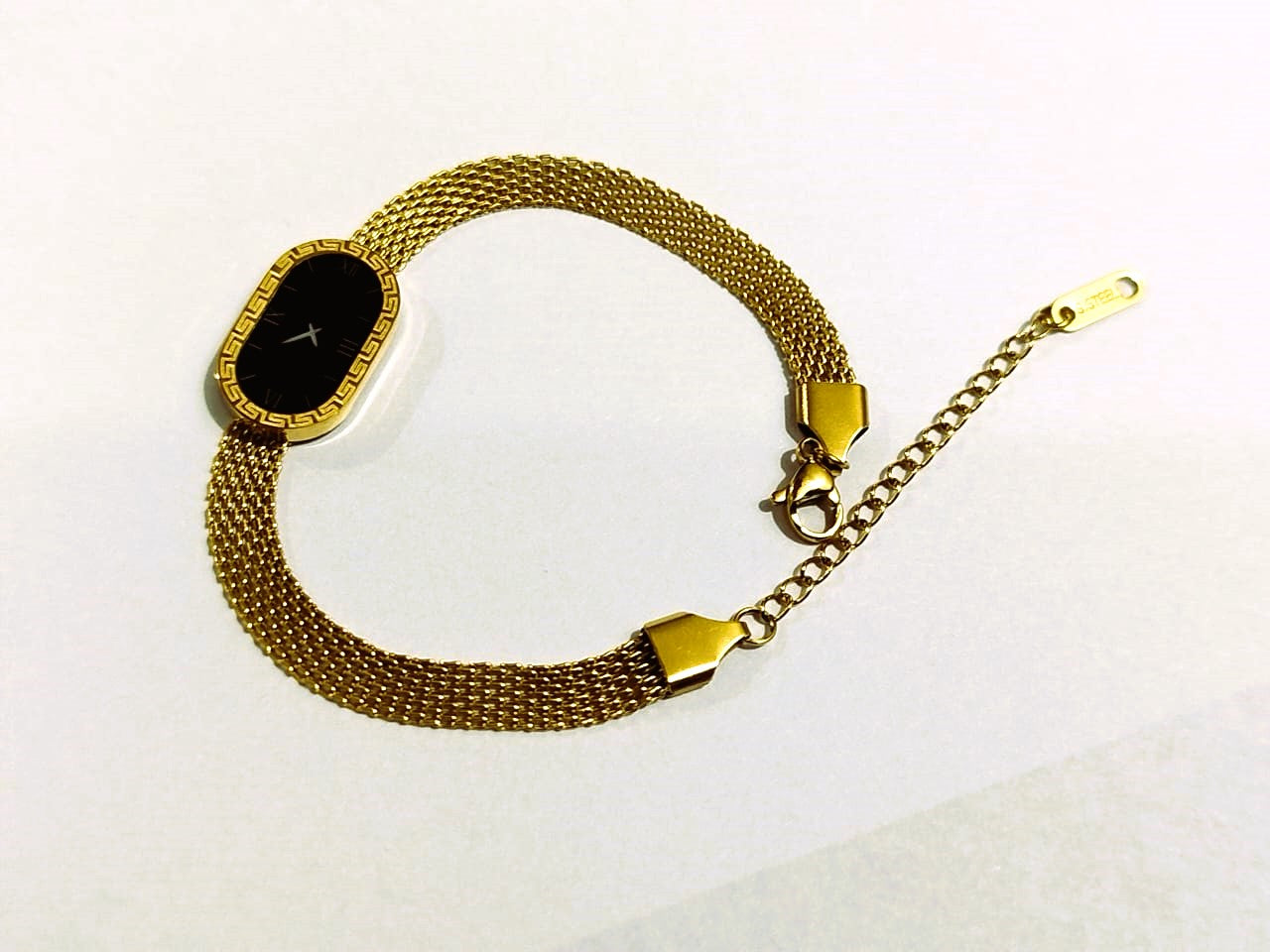 Bracelet Watch Style – Stylish Stainless Steel Timepiece Mazia Fashion